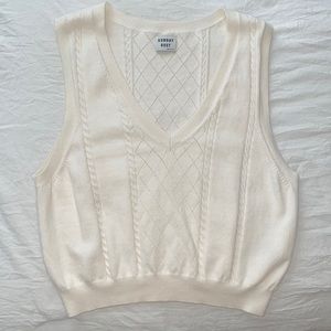 Aritzia Sunday Best Winston Sweater, size Large